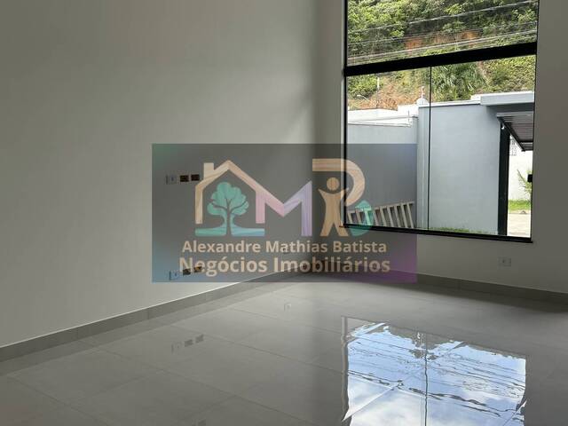 Casa para Venda em Caraguatatuba - 5