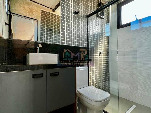 Casa para Venda em Caraguatatuba - 5