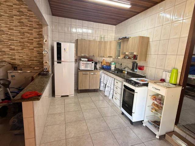 Casa para Venda em Caraguatatuba - 5