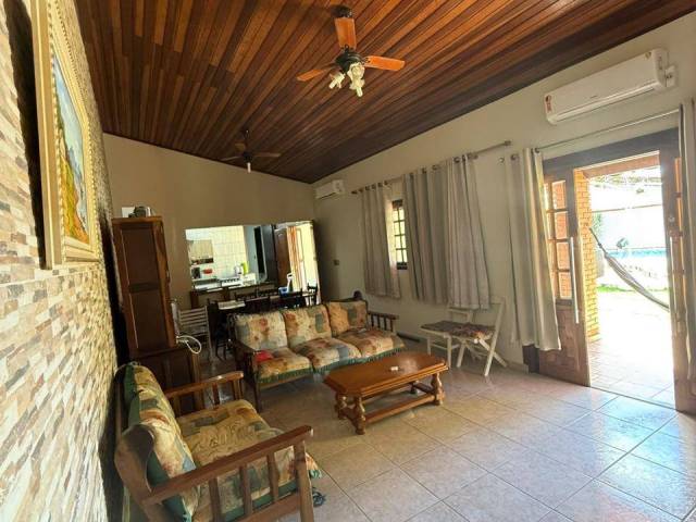 #115 - Casa para Venda em Caraguatatuba - SP