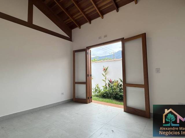 Casa para Venda em Caraguatatuba - 5