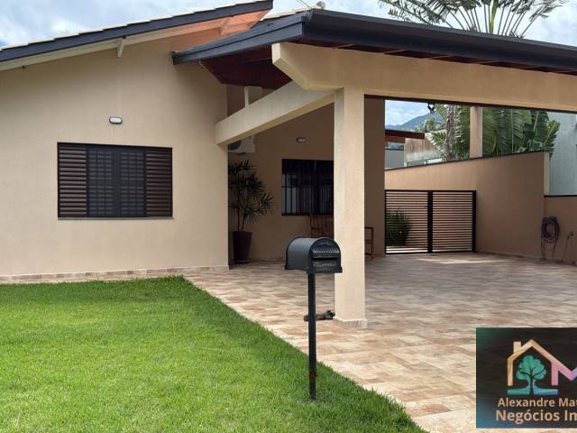 #118 - Casa em condomínio para Venda em Caraguatatuba - SP
