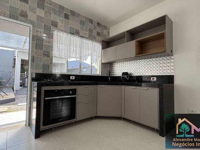 Casa para Venda em Caraguatatuba - 5